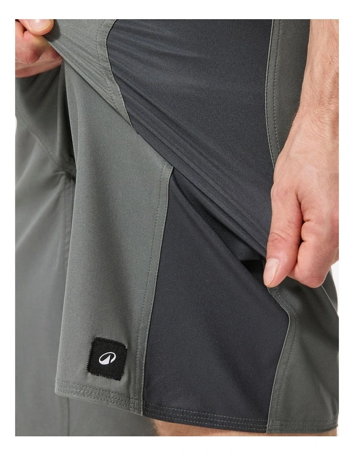 Decathlon | Mens surfing boardshorts long swim shorts 19, 500 Arch alex khaki image 5
