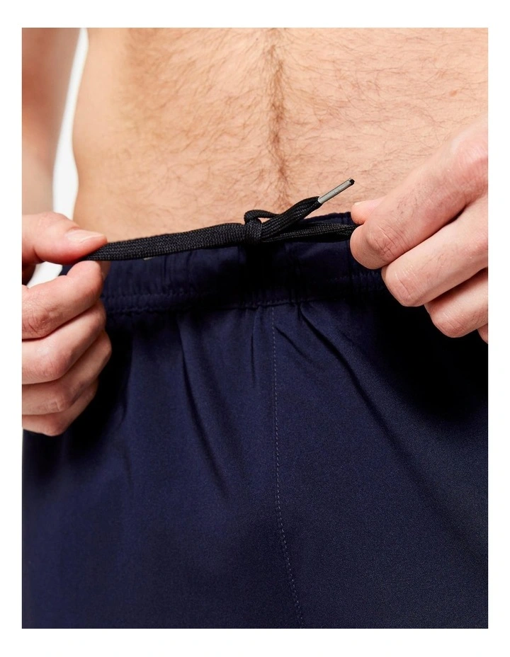 Decathlon | Men's Breathable Fitness Shorts with Zip-Up Pockets - Black image 3