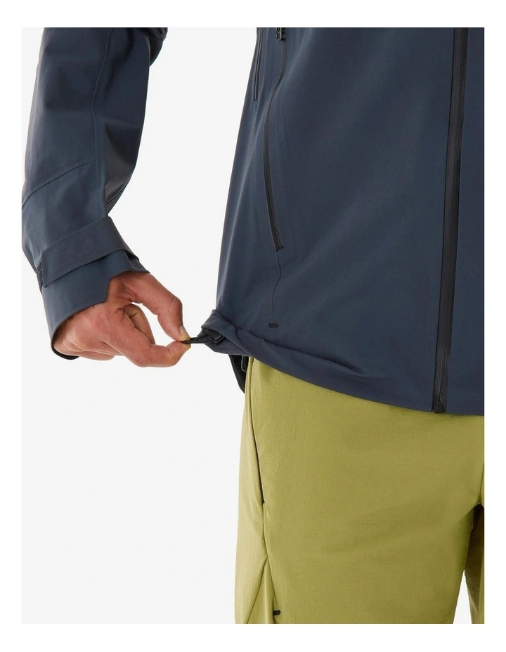 Decathlon | Men's Waterproof and Lightweight Hiking Jacket MH900-Grey - Black/Grey / 8883257 image 5