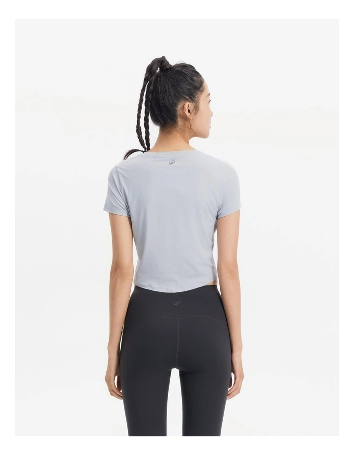 Slim Tee in a Chic Silver Grey image 3