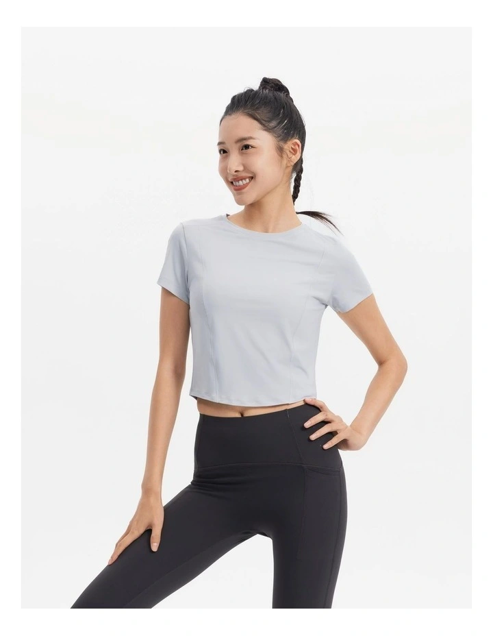 Slim Tee in a Chic Silver Grey image 4