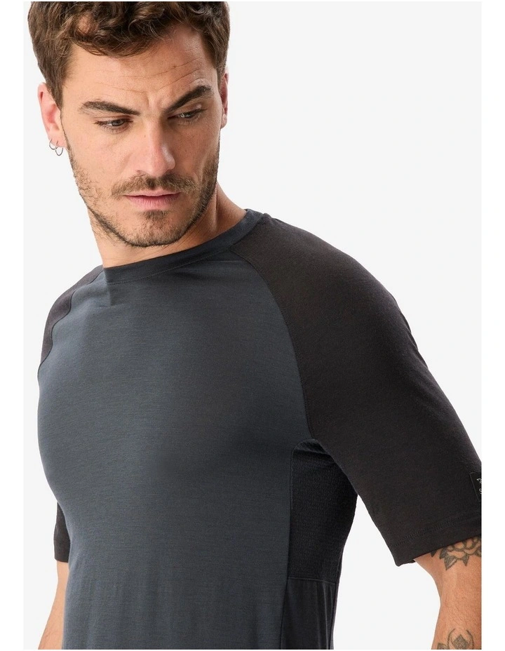 Forclaz Mens Short-sleeved Merino Wool T-shirt, Merino Resist - Grey - Black/Grey image 3