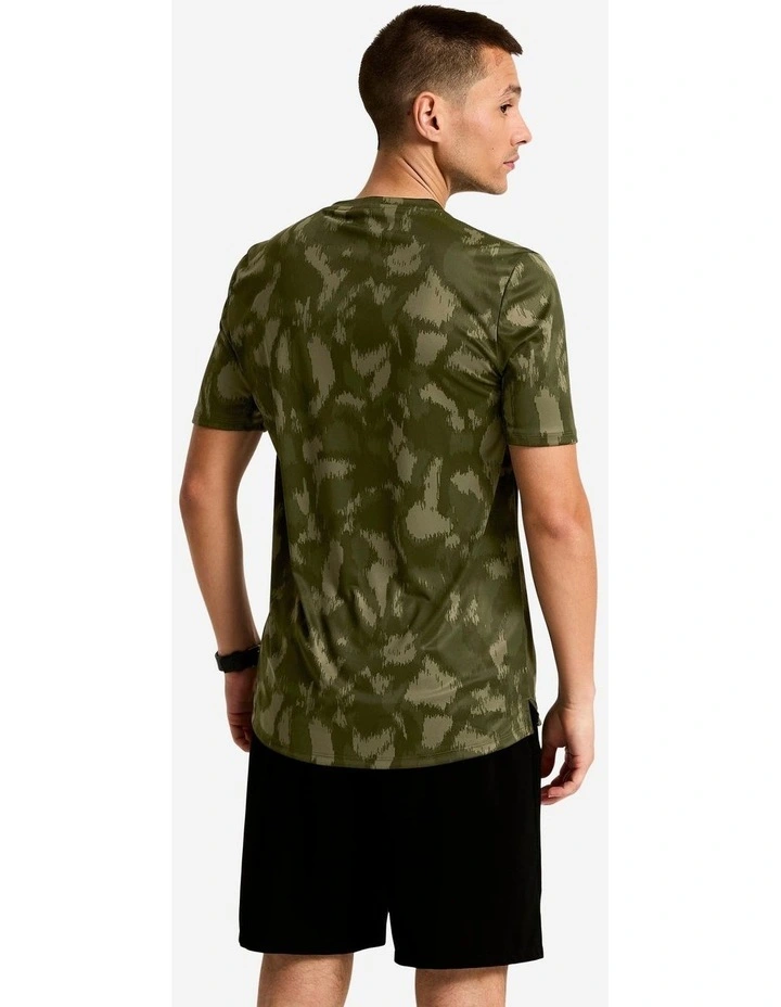 Domyos Men's Short-sleeved Crew Neck Breathable Fitness T-shirt - Khaki - Green image 3