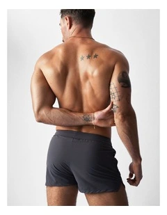 Pace 2.5 Short in Gunmetal