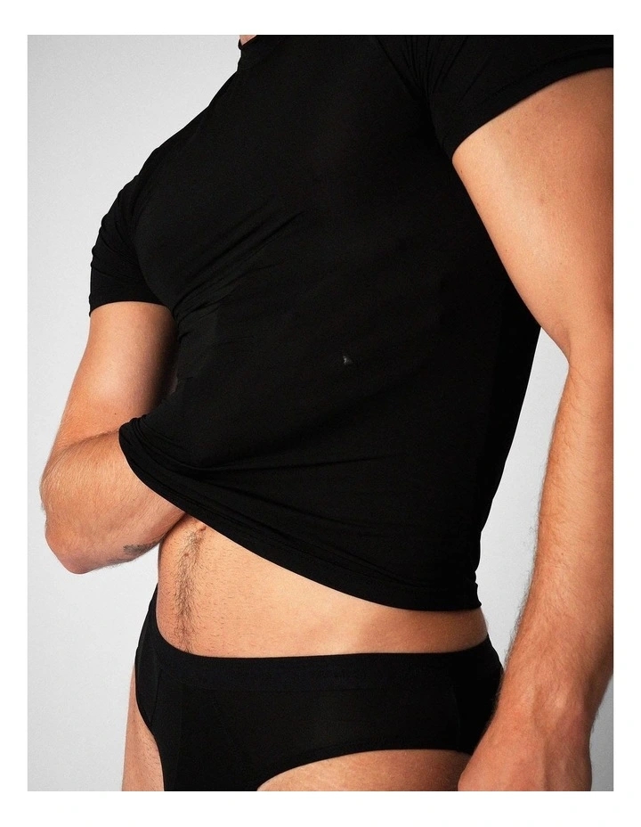 Allure Sheer Cropped Tee in Noir image 7