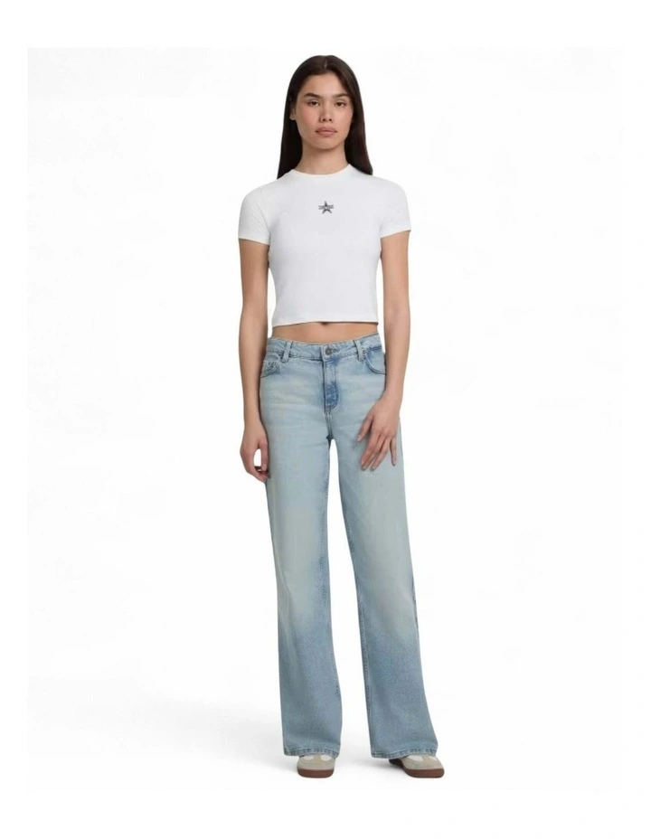 Guess Jeans Crew Neck Star Crop T-Shirt in White image 2