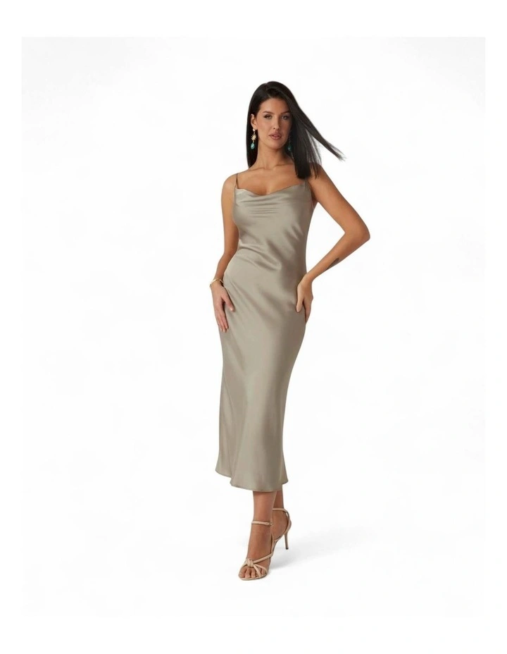 New Akilina Dress in Green image 1