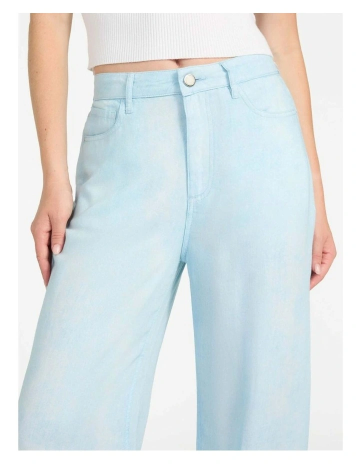 High-Rise Bellflower Wide Leg Pants in Light Wash image 3