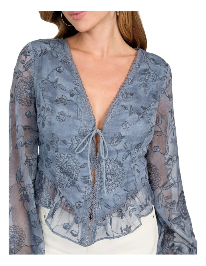 Seiah Tie Front Long Sleeve Top in Grey image 4