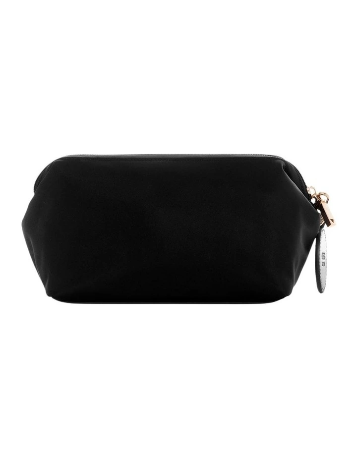 Follie Medium Pouch in Black image 4