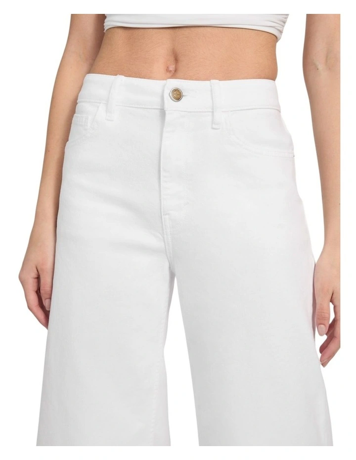 Bellflower Crop Wide Leg Jeans in White image 4