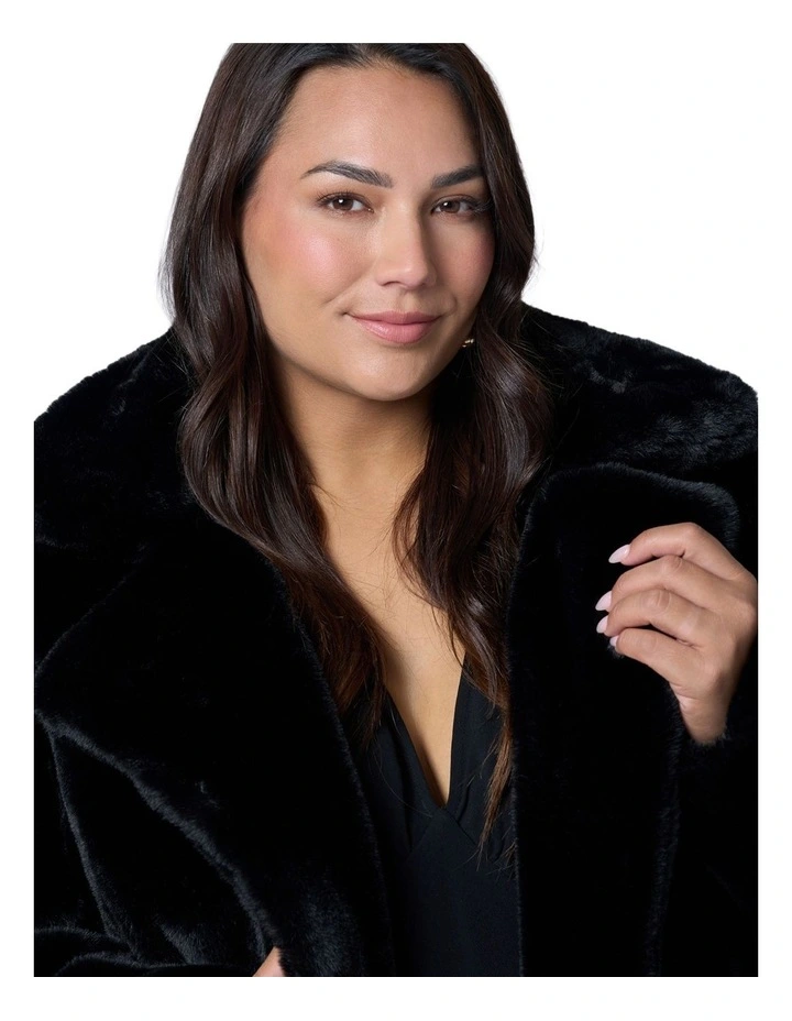 Infamous Fur Coat image 6