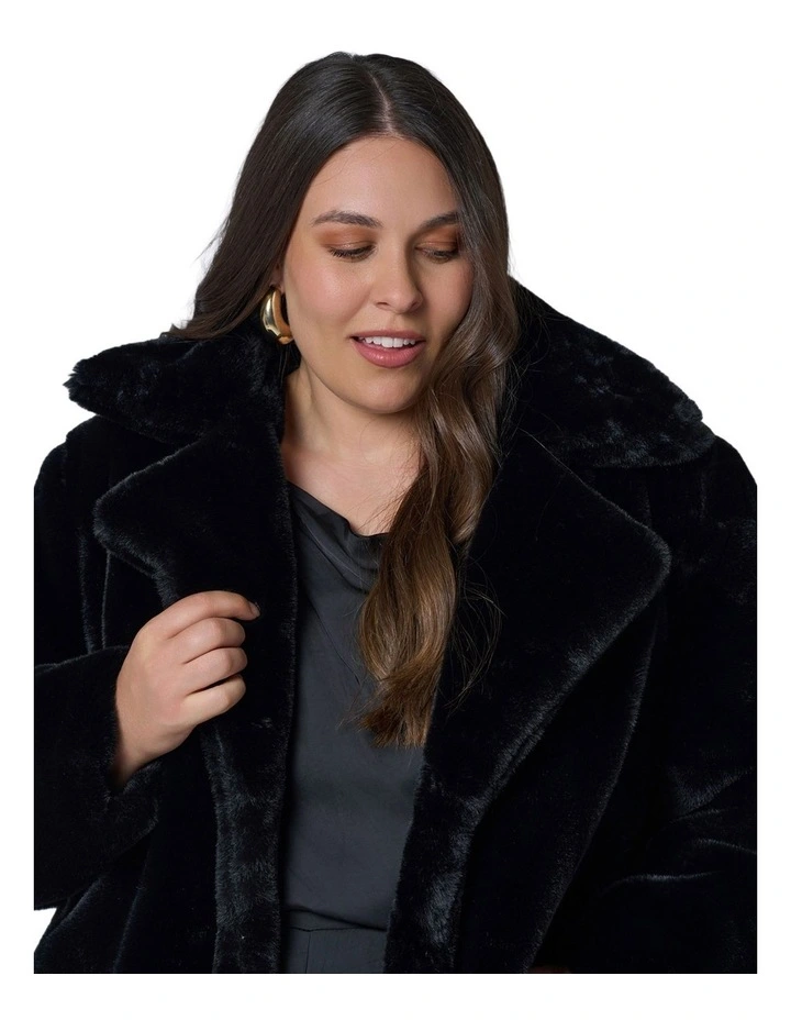 Infamous Fur Coat image 6