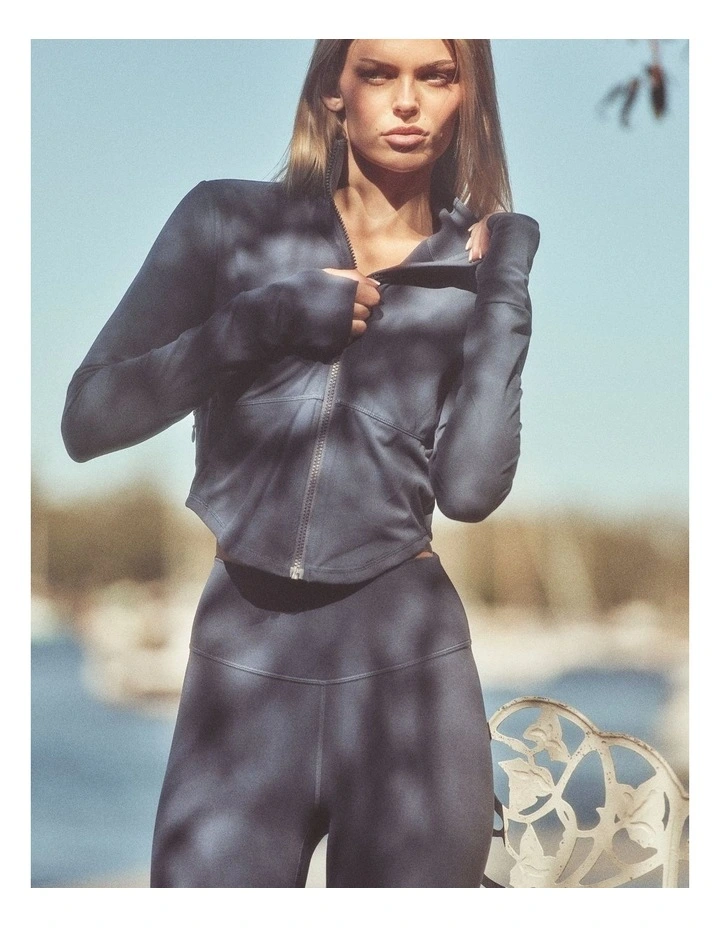Elevate Jacket in Insignia Blue image 2