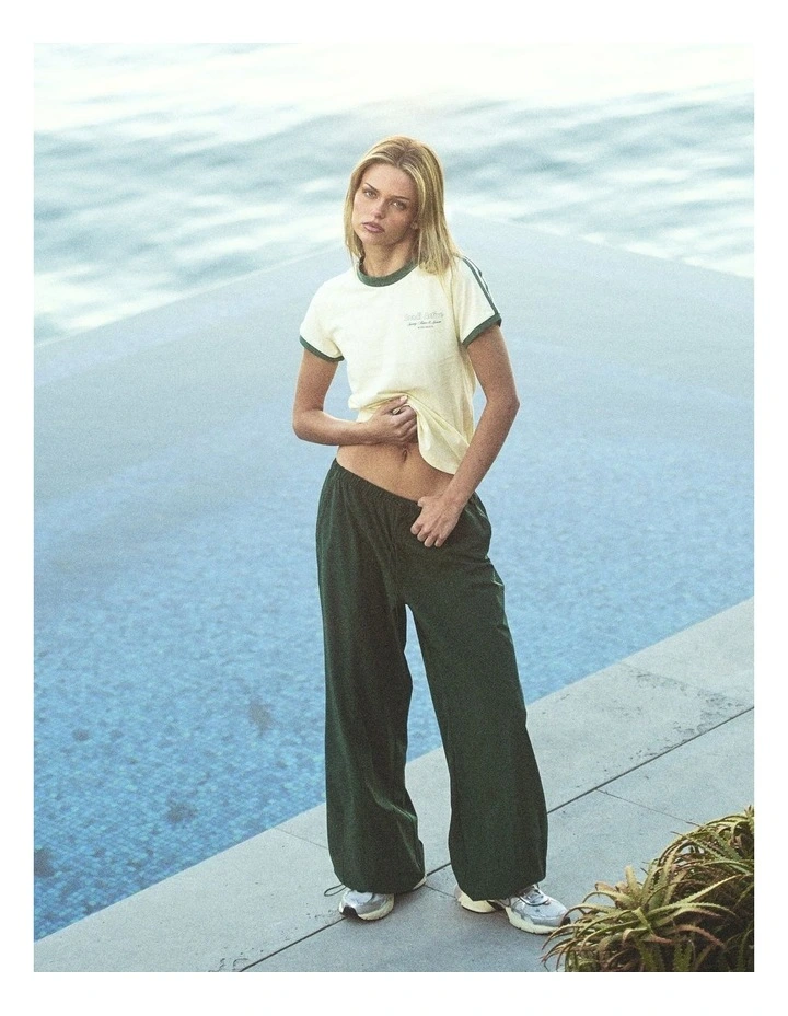 Parachute Pant in Deep Green image 2