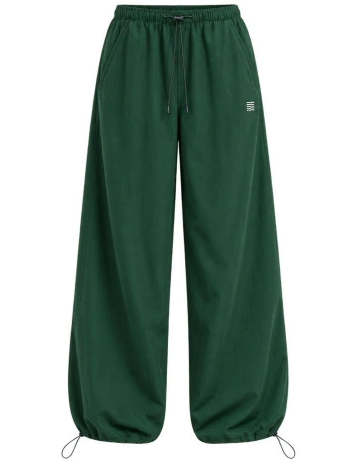 Parachute Pant in Deep Green image 6