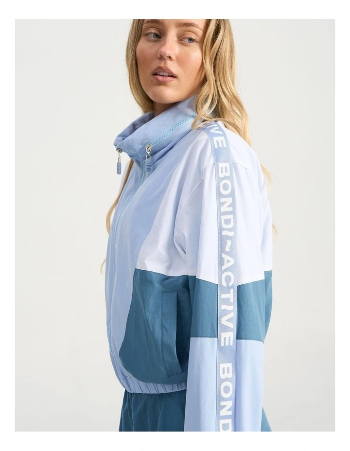 Cropped Windbreaker Hoodie in Blue Multi image 3
