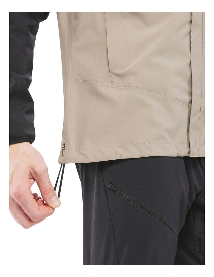 Hiking Lightweight Waterproof Jacket MH150 in Two Tone image 6