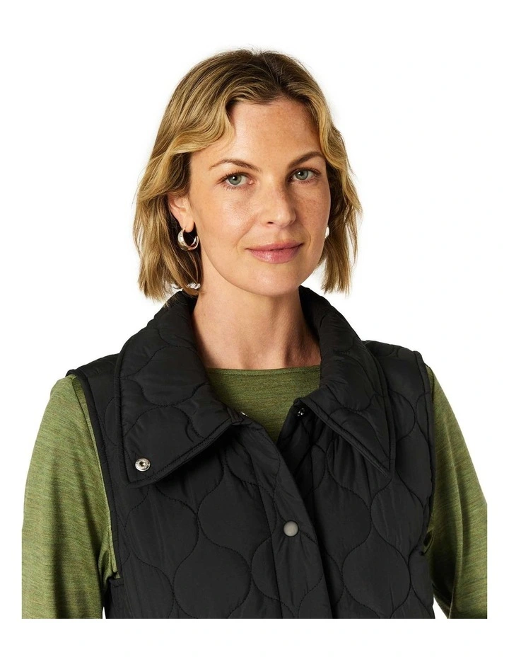 Ingrid Vest image 6