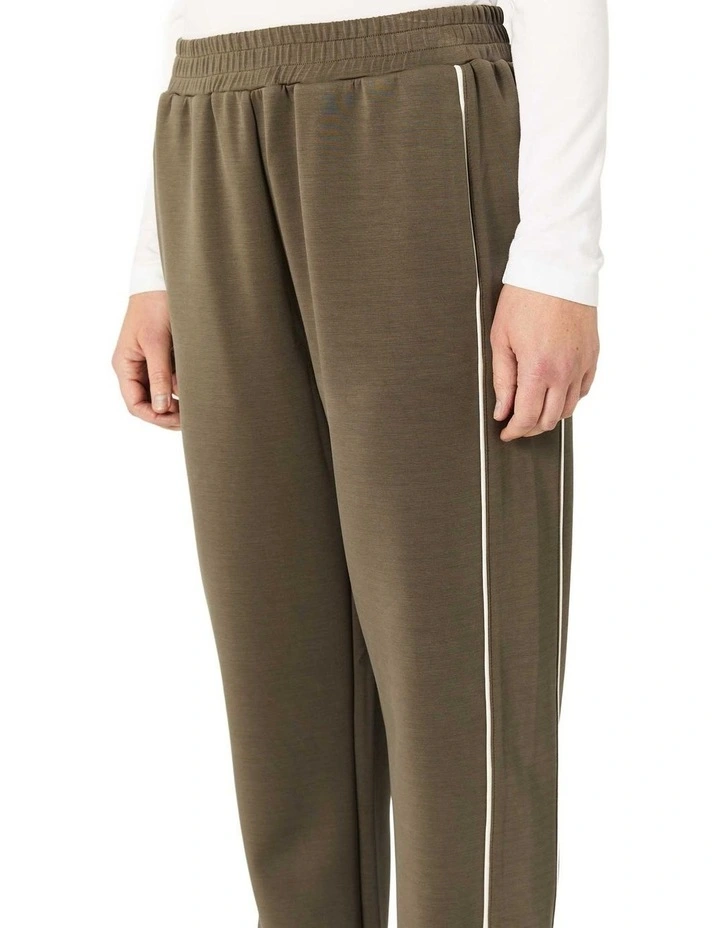 Sabine Pant image 5