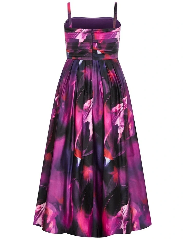 Rosalee Sleeveless Print Maxi Dress in deep plum image 4