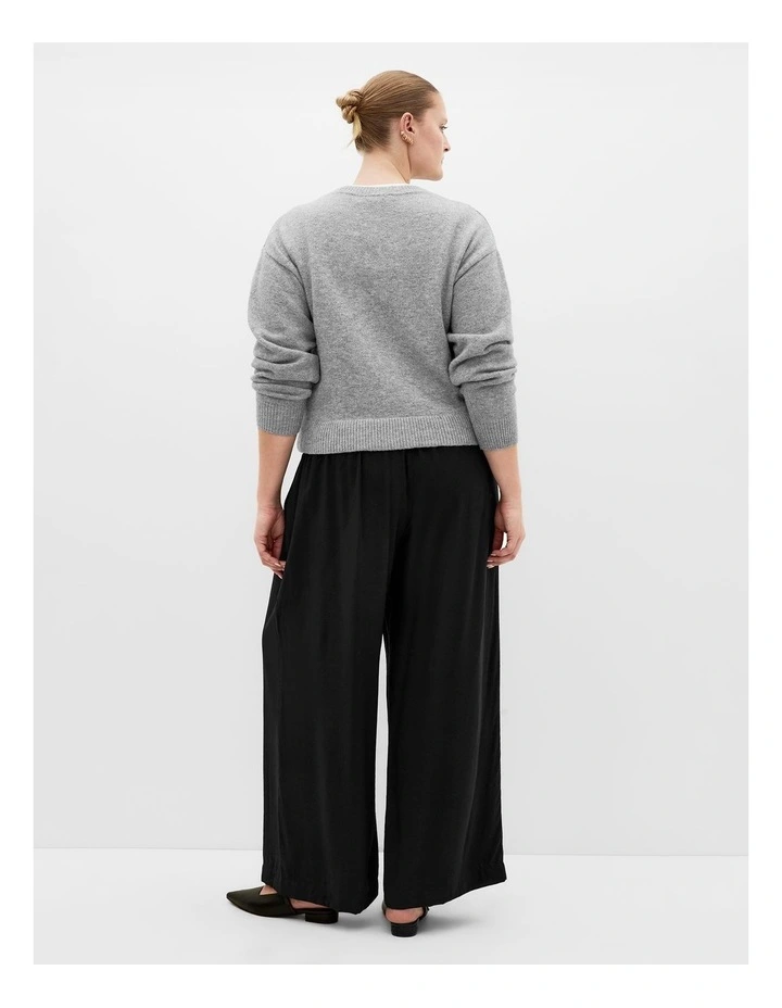 Alana Relaxed Wide Leg Pant in black image 2
