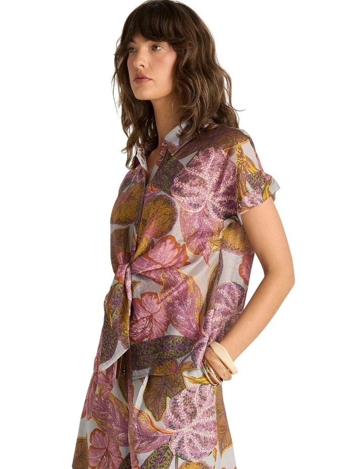 Daria Tie Shirt in Leaf Print image 3