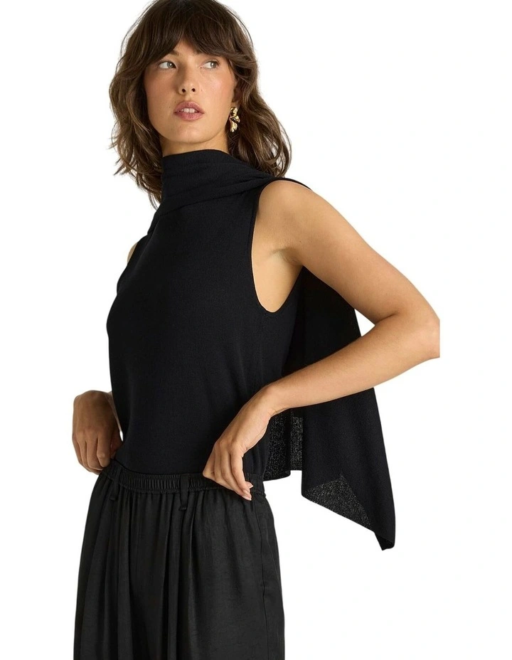 Kora Cape Top in Black image 4
