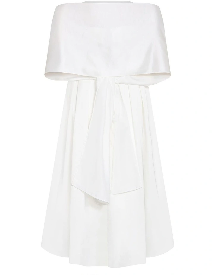 Plus Size Duchess Satin Gown With Shawl in Ivory image 4