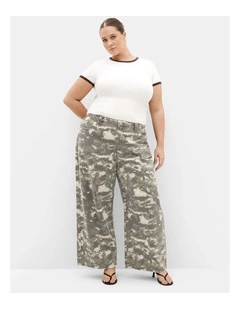 Plus Size Contrast Trim Micro Tee in Ivory