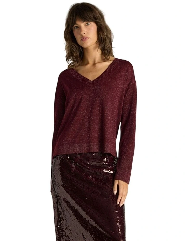 Oriane Sparkle VinNeck Knit in Burgundy image 4