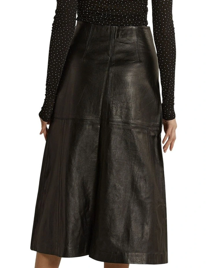 Brae Leather Midi Skirt in HighinRise Black image 2