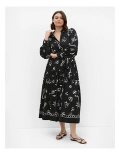 Plus Size Kinsley Print Maxi Dress in Black