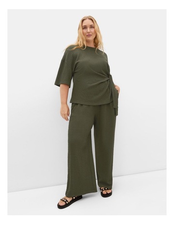 Khaki colour