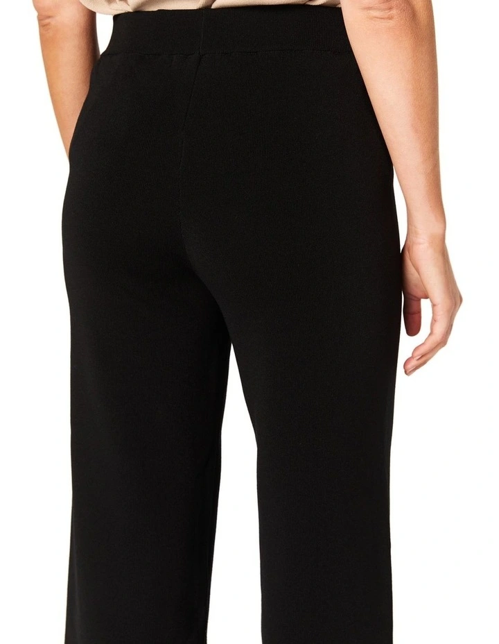 High-Rise Regular Fit Pant in Black image 7