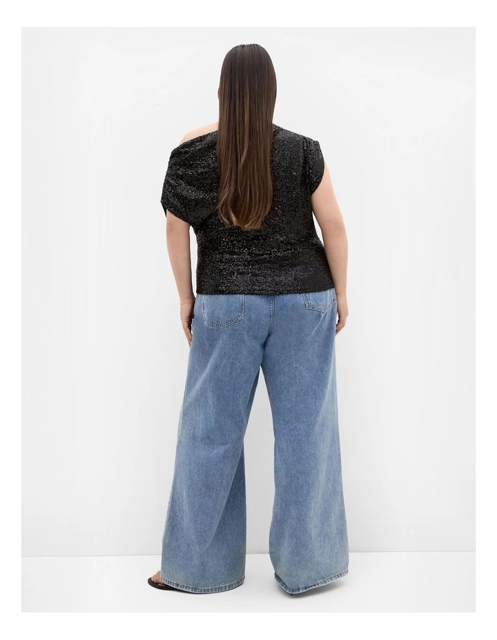 Plus Size Adorn Sequ in Top in Black image 2