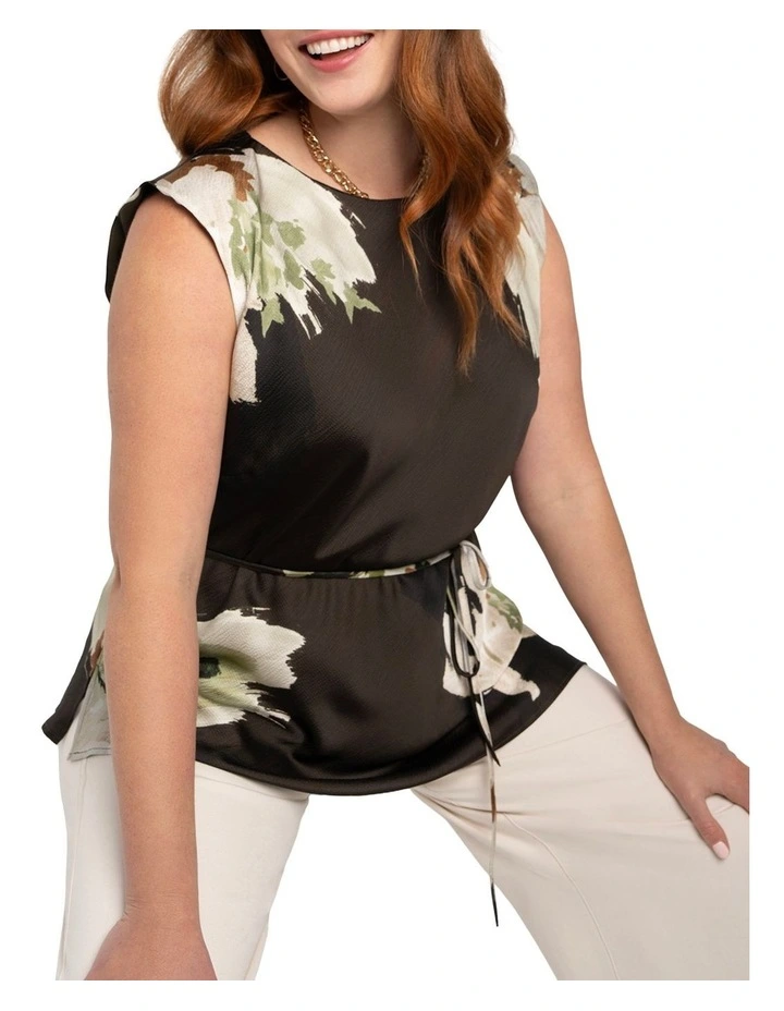 Elley Top in Black image 4