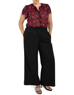 Mia Pant