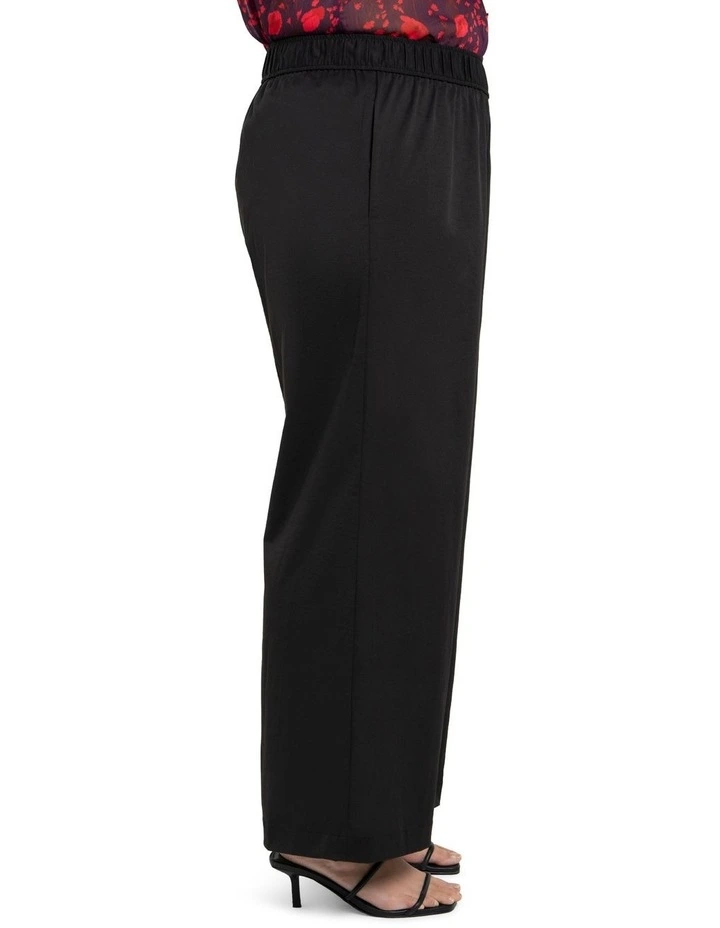 Mia Pant image 6