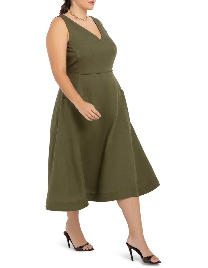 Jyah Dress image 3
