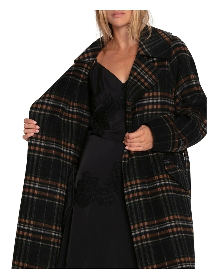 Heart To Heart Large Collar Maxi Coat in Black Plaid image 6