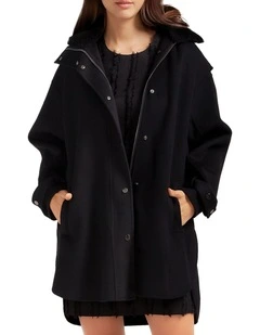 Heavy Hearted Detachable Hooded Coat in Black