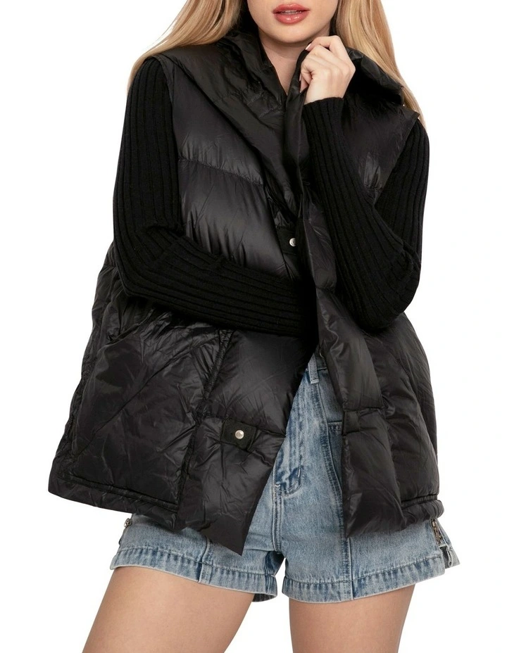 Landslide Zip-Off Puffer Vest in Black image 1