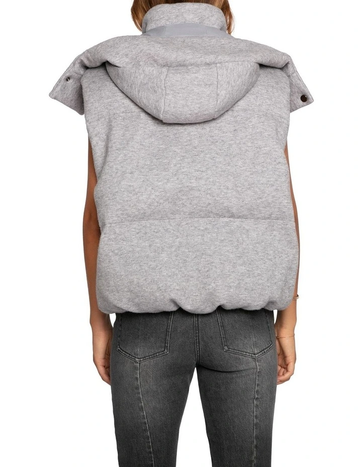 Golden Hour Hooded Puffer Vest in Grey Melange image 4