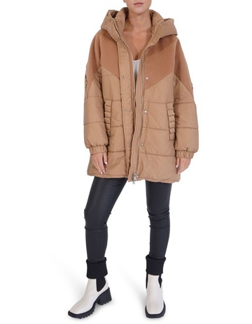 Camel colour