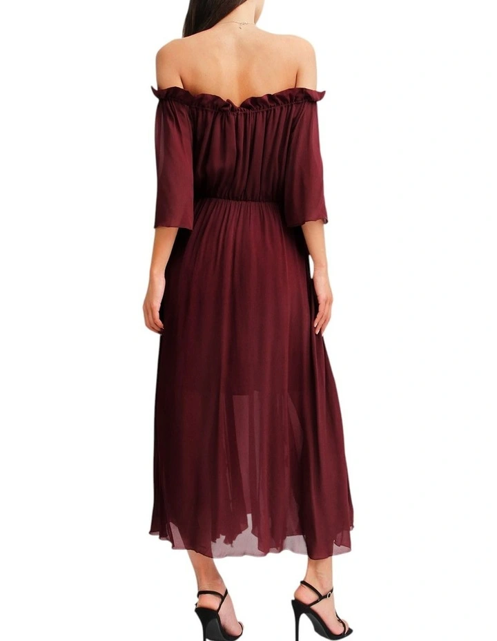 Amour Amour Ruffled Midi Dress in Burgundy image 2