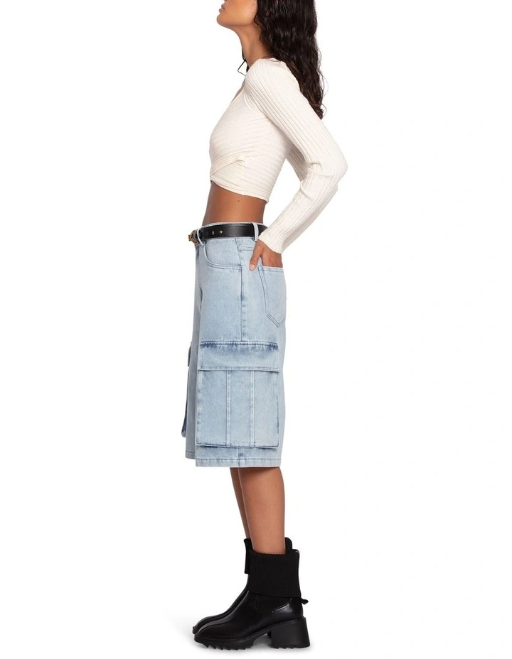 Skater Girl Short in Stonewash image 2