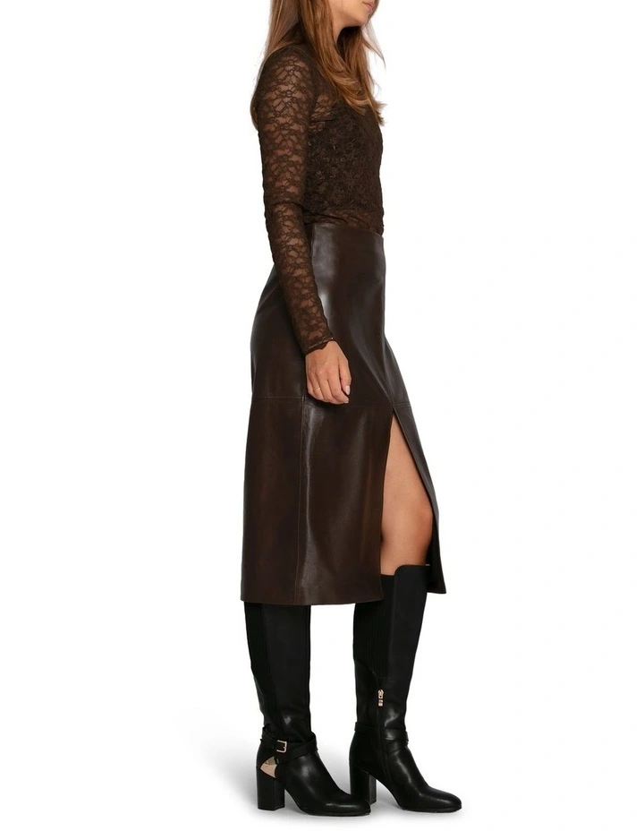 Understated Leather Pencil Skirt in Chocolate image 3