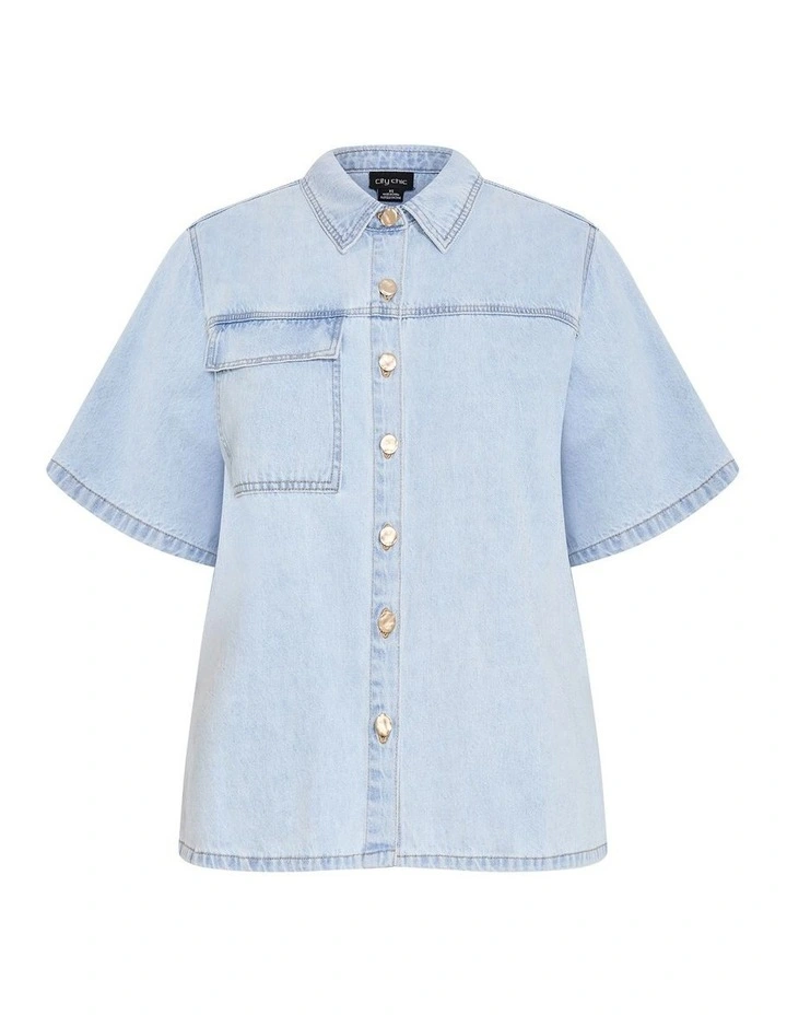 Plus Size Jas Short Sleeve Denim Shirt in Light Wash image 3