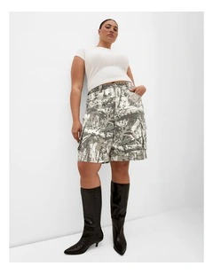 Plus Size Camo Relaxed Cotton Cargo Jort in Khaki Wash